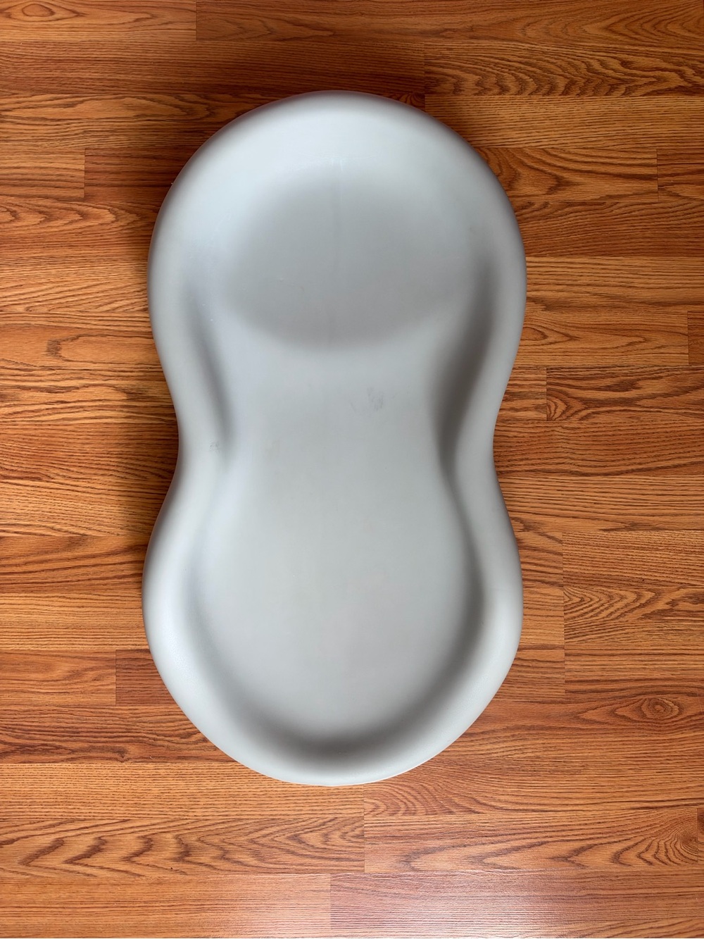 Keekaroo Peanut Table Diaper Changer